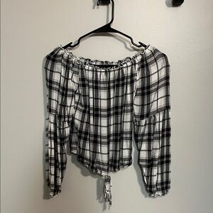 Hollister Black and White Plaid Top